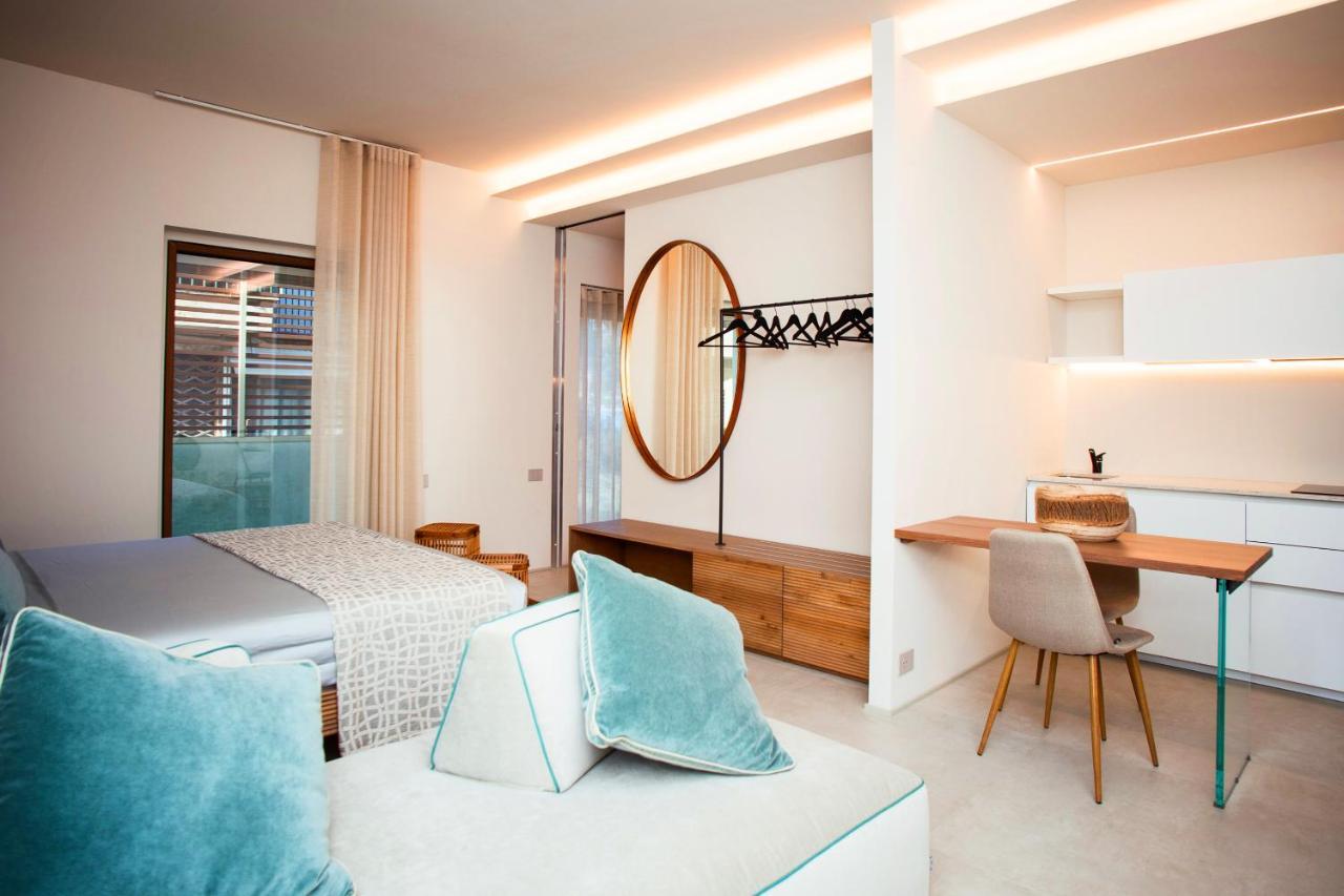 Vistamare Suite & Room Marina di Campo Exteriör bild